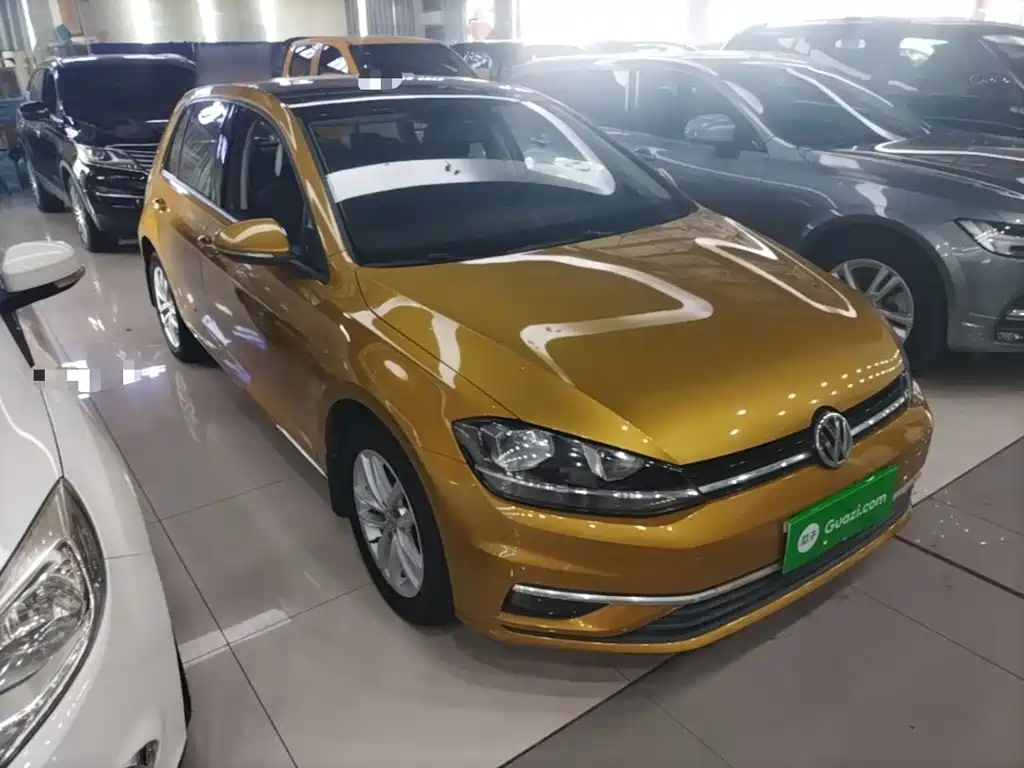 Фото 4 - Volkswagen Golf