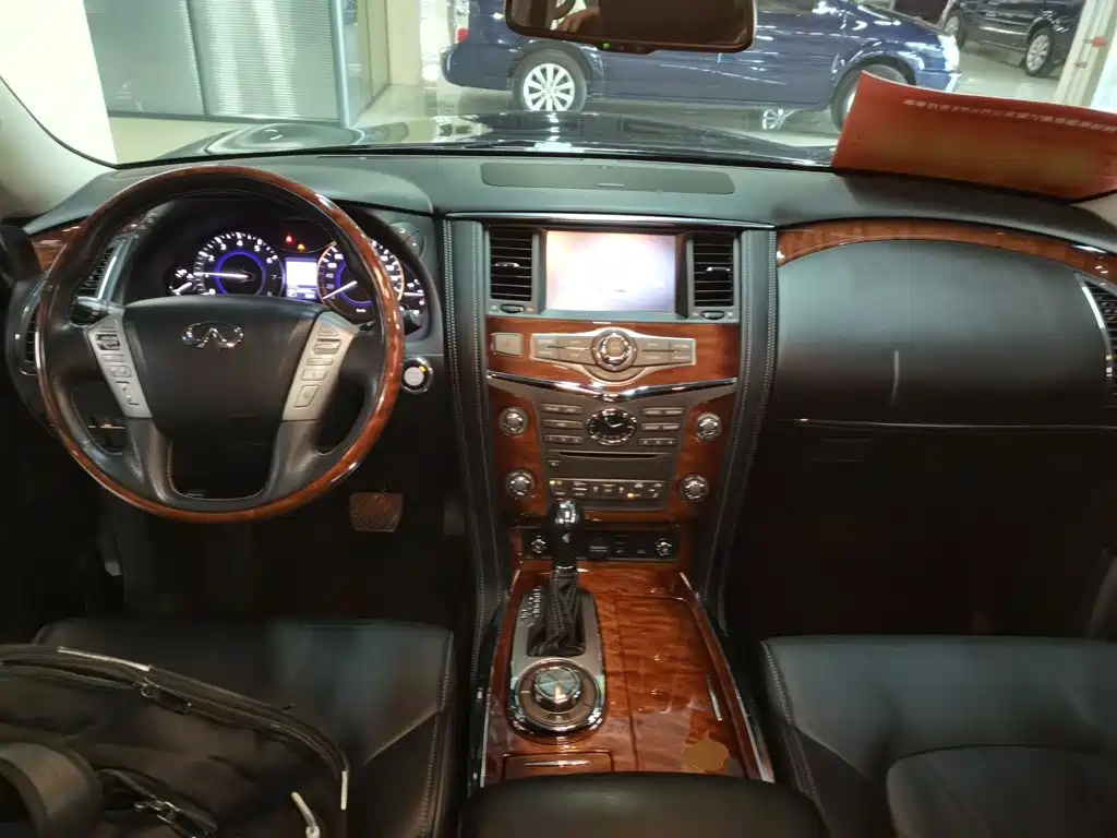 Infiniti QX80 2017 2013 5.6L 4WD