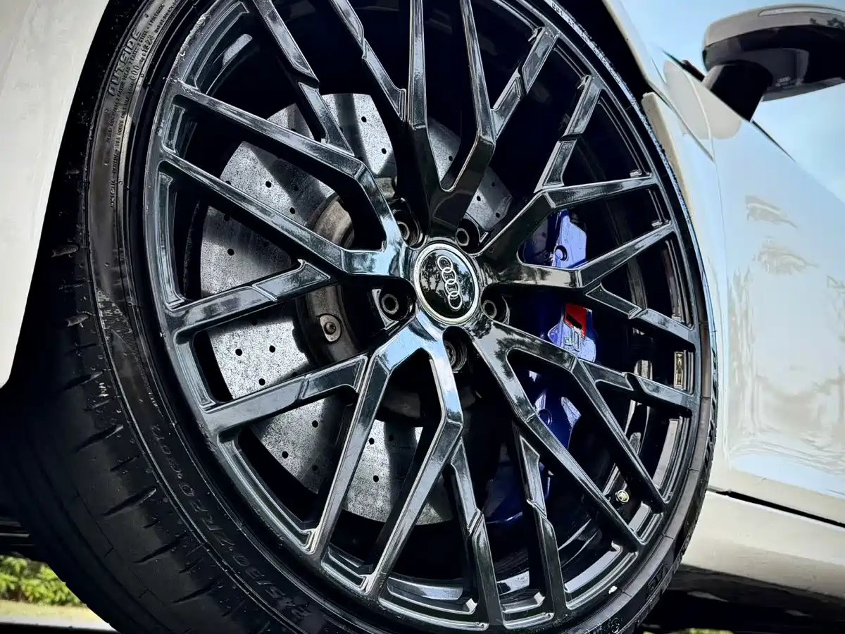 Audi R8 2013 2014 Spyder 5.2 FSI quattro