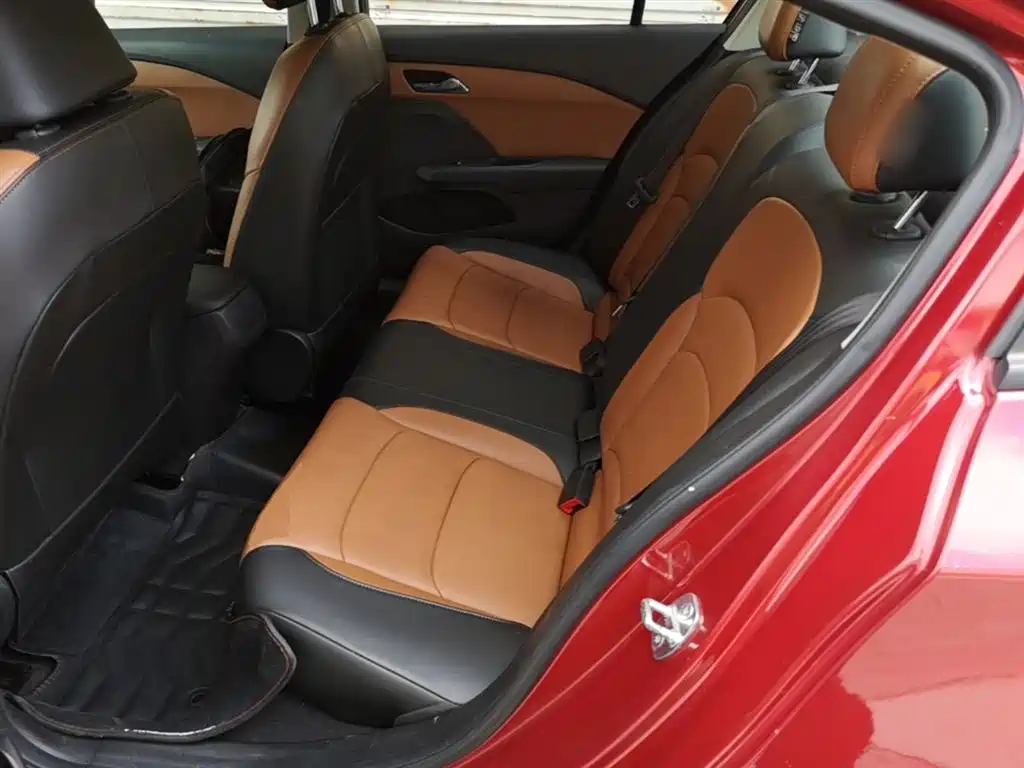 Chevrolet Cavalier 2016 Model 1.5L Automatic Delight Edition фото 17