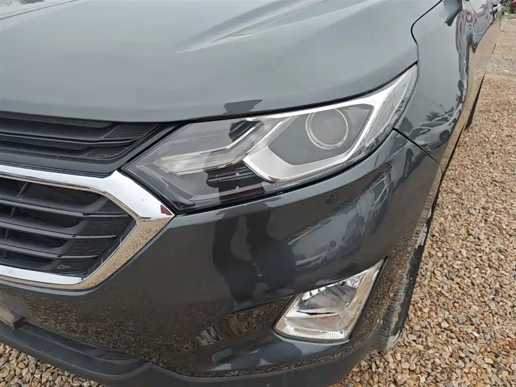 Chevrolet Equinox 2018 535T Automatic Galloping Edition фото 24