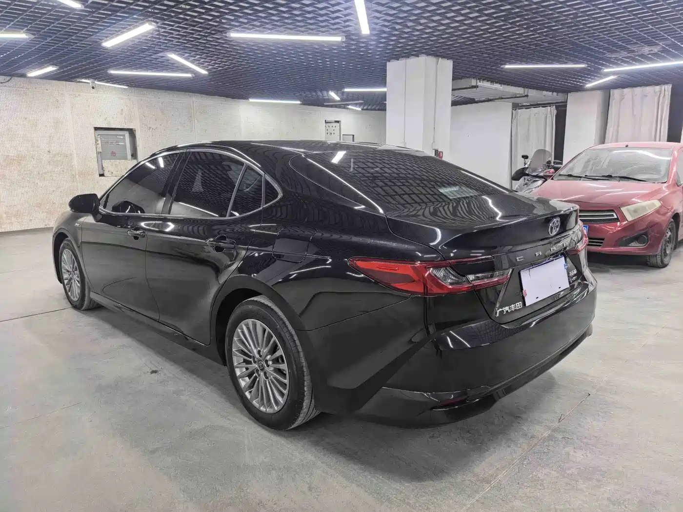 Фото 7 - Toyota Camry