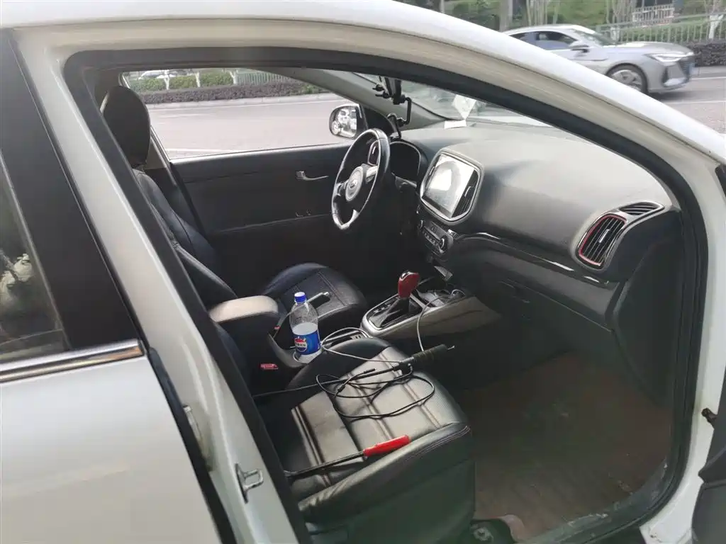 Kia KX3 Smart Run 2015 1.6T Automatic 2WD DLX фото 19