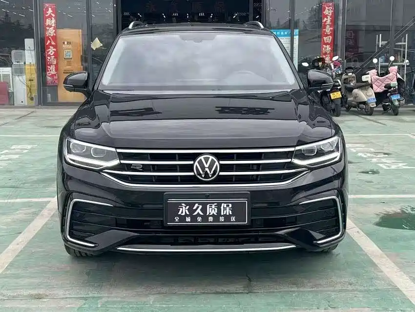 Volkswagen Tiguan L 2023 330TSI Auto 2WD R-Line Premium Edition фото 2