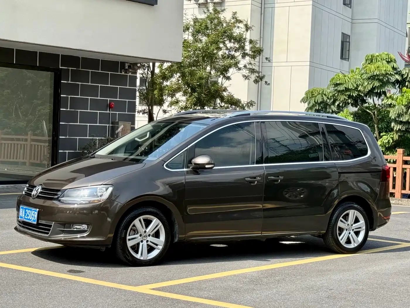 Volkswagen Sharan 2016 2016 380TSI Comfort 7-seater
