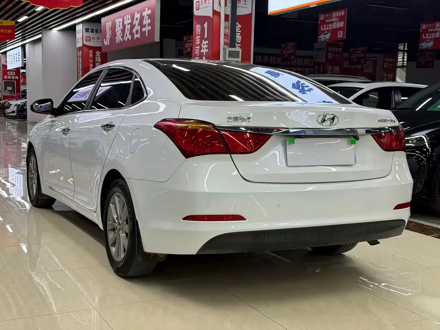 Hyundai Mistra 2016 1.8L Automatic Smart GLS фото 7