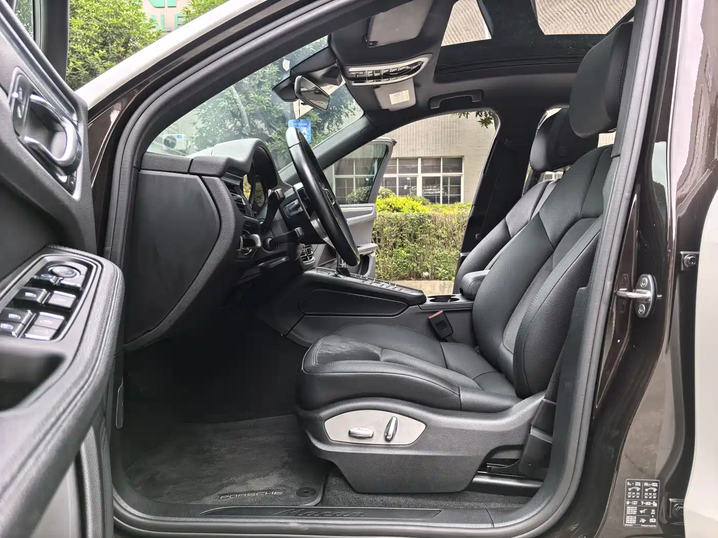 Porsche Macan 2018 Macan 2.0T фото 8