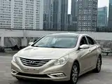 Photo 1 - Hyundai Sonata