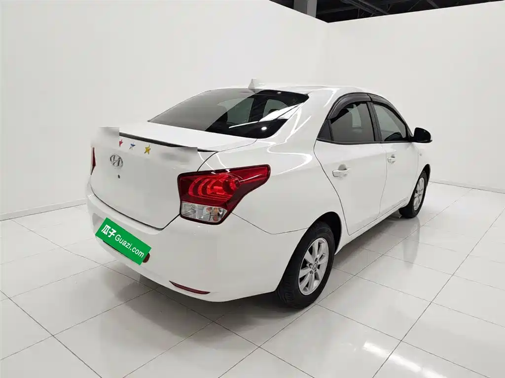 Hyundai Verna 2017 1.4L Manual Color Edition (China V) фото 7