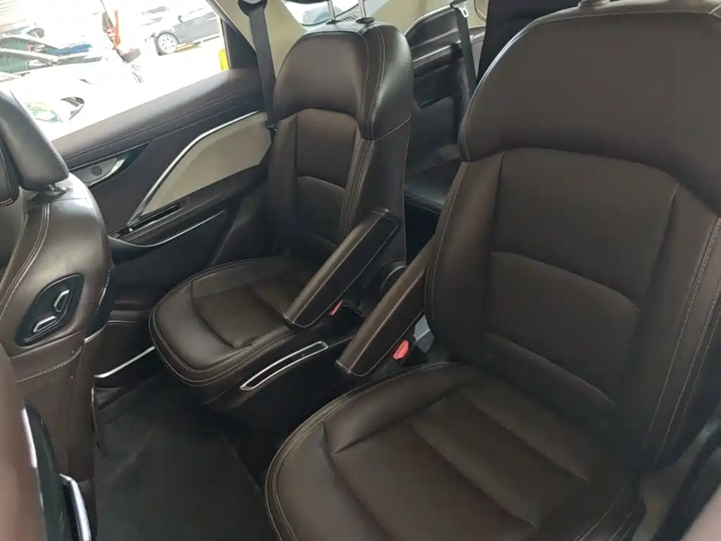 Geely Jiaji 2019 2019 1.5TD MHEV DCT Premium Edition