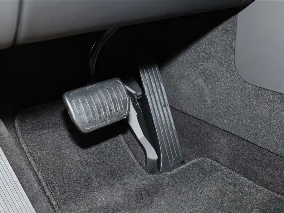 Li Auto Li L8 2026 2025 Max Smart Renewal Edition