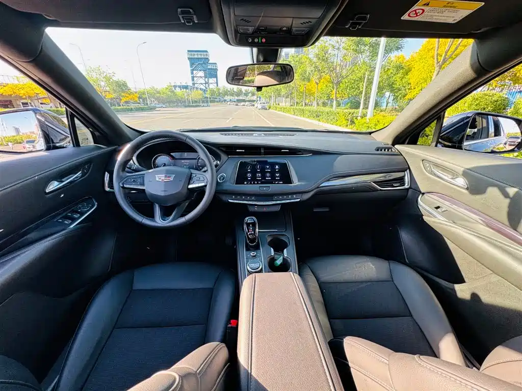 Cadillac XT4 2022 28T FWD Style фото 12
