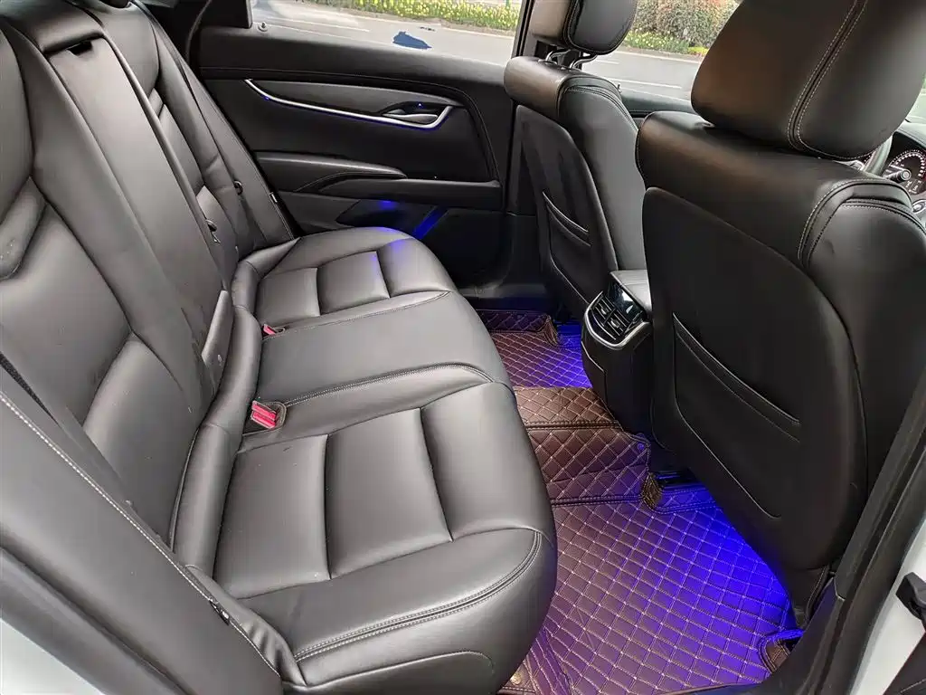 Cadillac XTS 2018 28T Technology фото 10