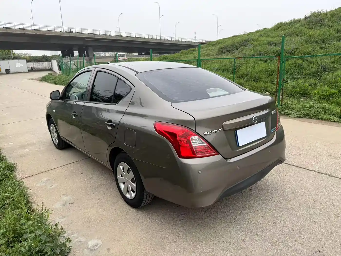 Nissan Sunny 2016 2016 1.5XE CVT Leading Edition