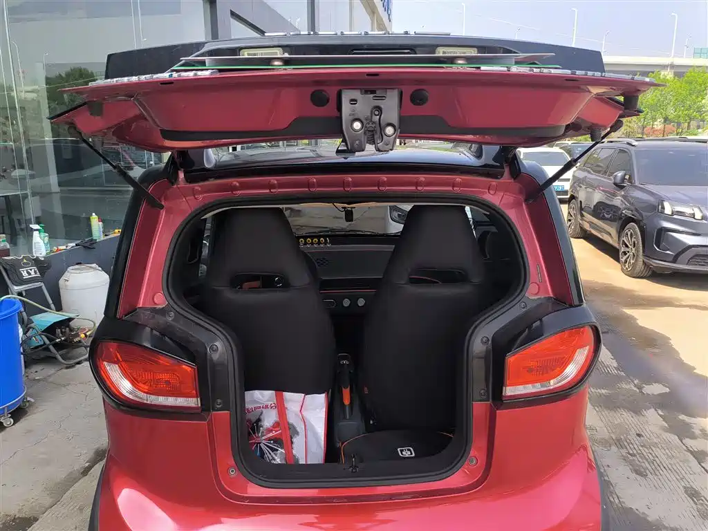 BAOJUN E100