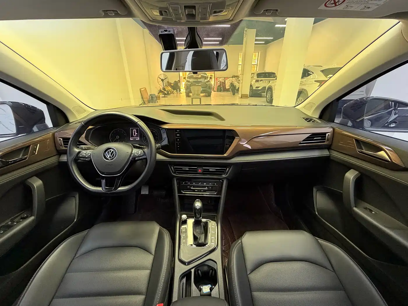 Volkswagen Tharu, миниатюра 15