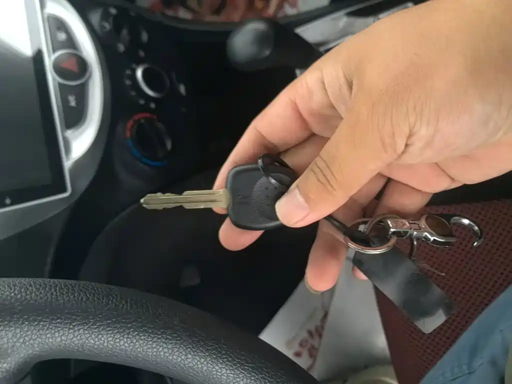 Hyundai Reina 2017 2016 1.4L Automatic GLX Leading