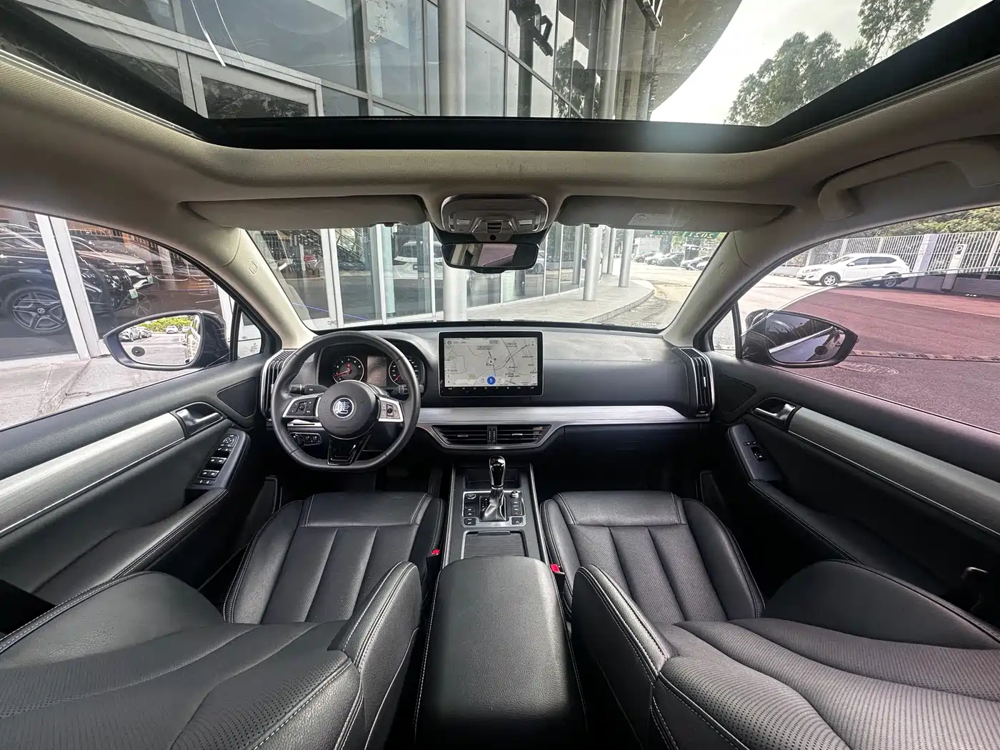 BYD Tang 2019 2.0T Automatic Smart Connect Delight 7-seater China VI фото 4