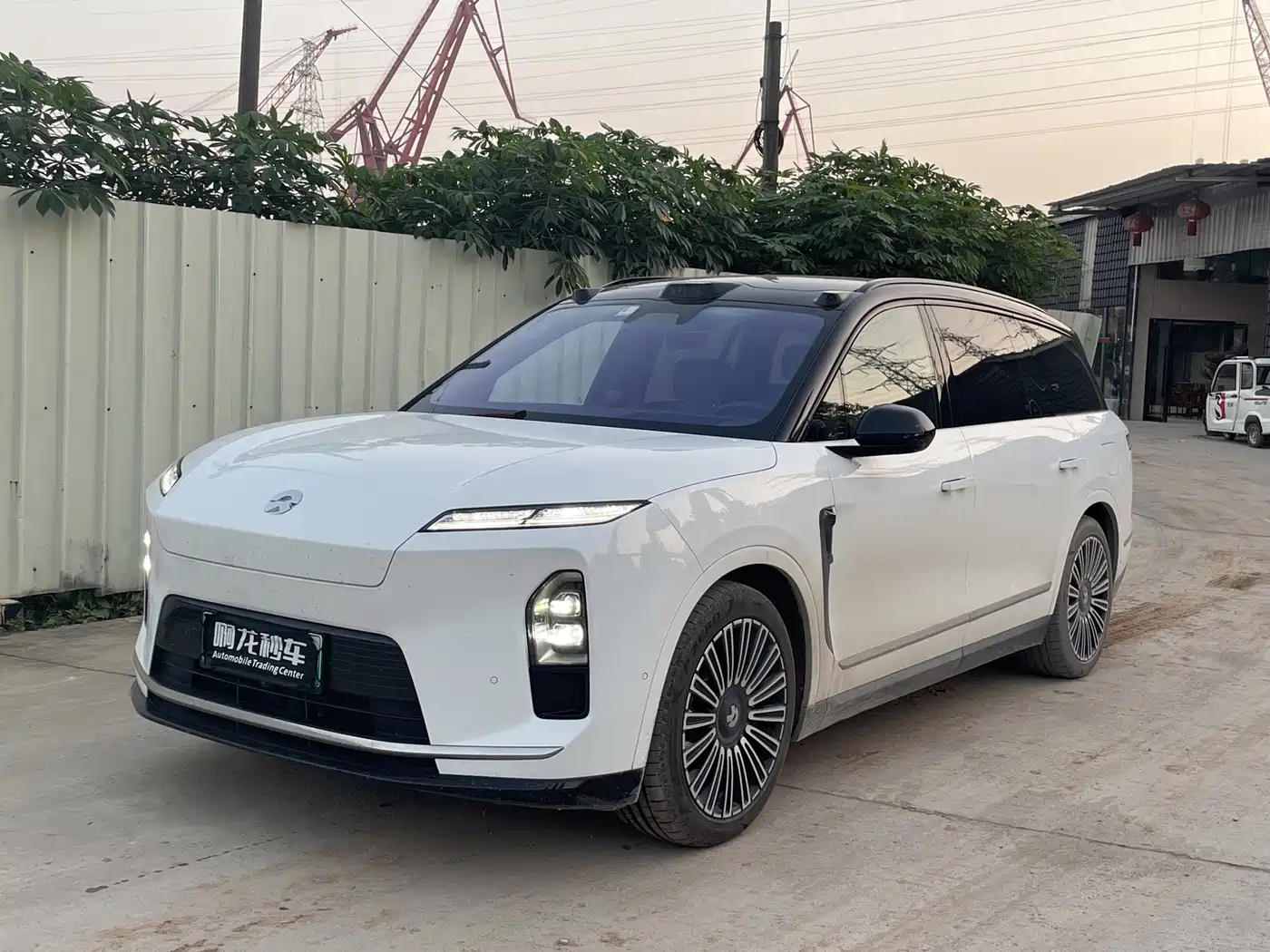 NIO ES8 2026 2025 Model 6-Seat Executive Luxury Edition