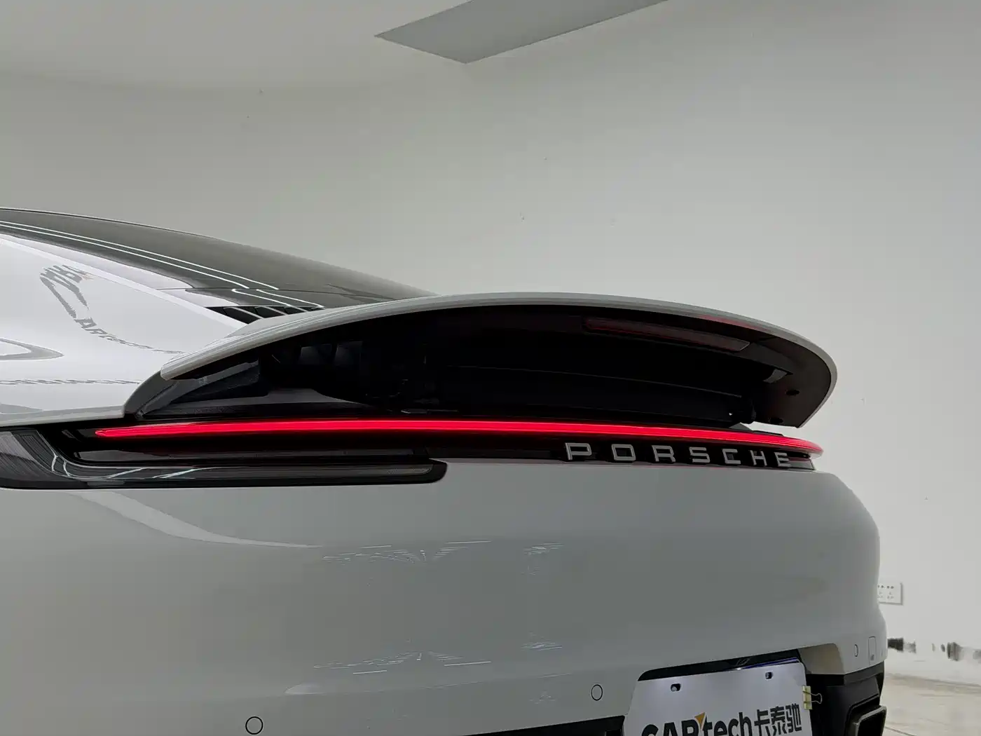 Porsche 911 2023 Carrera 3.0T фото 33