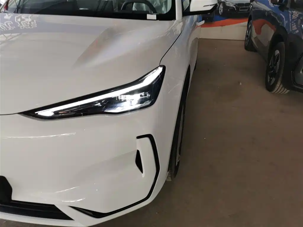 Geely Galaxy Galaxy E5 2026 530km Voyager Edition фото 24