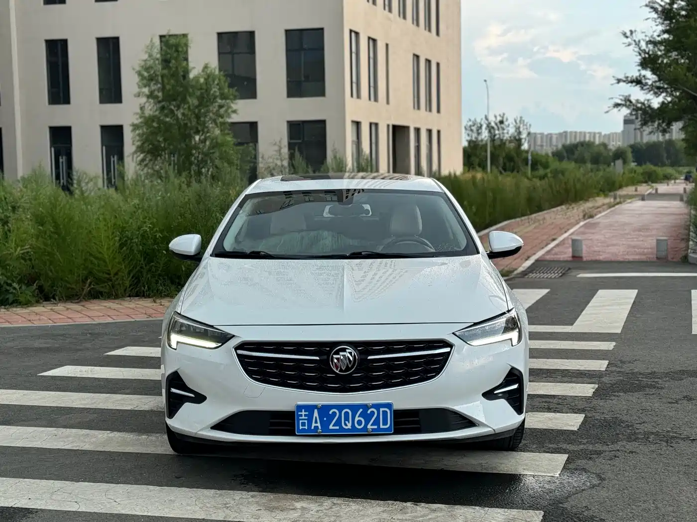 Фото 2 - Buick Regal