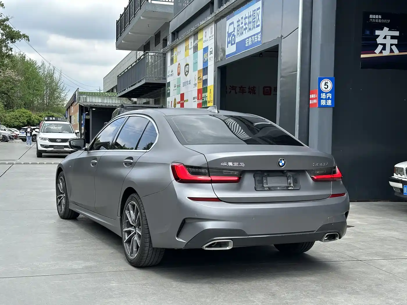 BMW 3 Series 2021 325Li M Sport Package фото 8