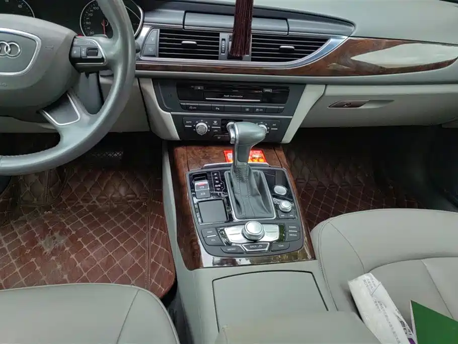 Audi A6L 2014 TFSI Standard фото 16
