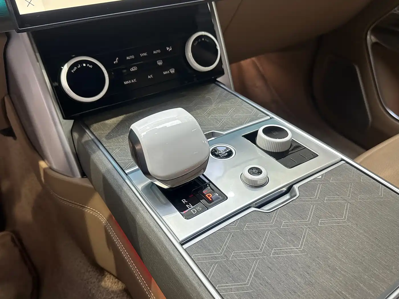 LAND ROVER RANGE ROVER