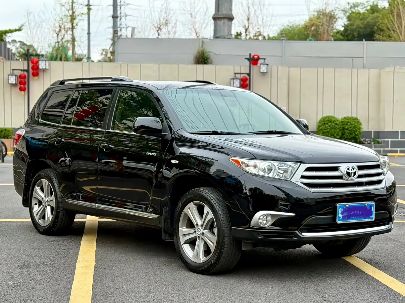 Toyota Highlander 2012 2.7L 2WD 7-Seater Luxury Edition фото 10