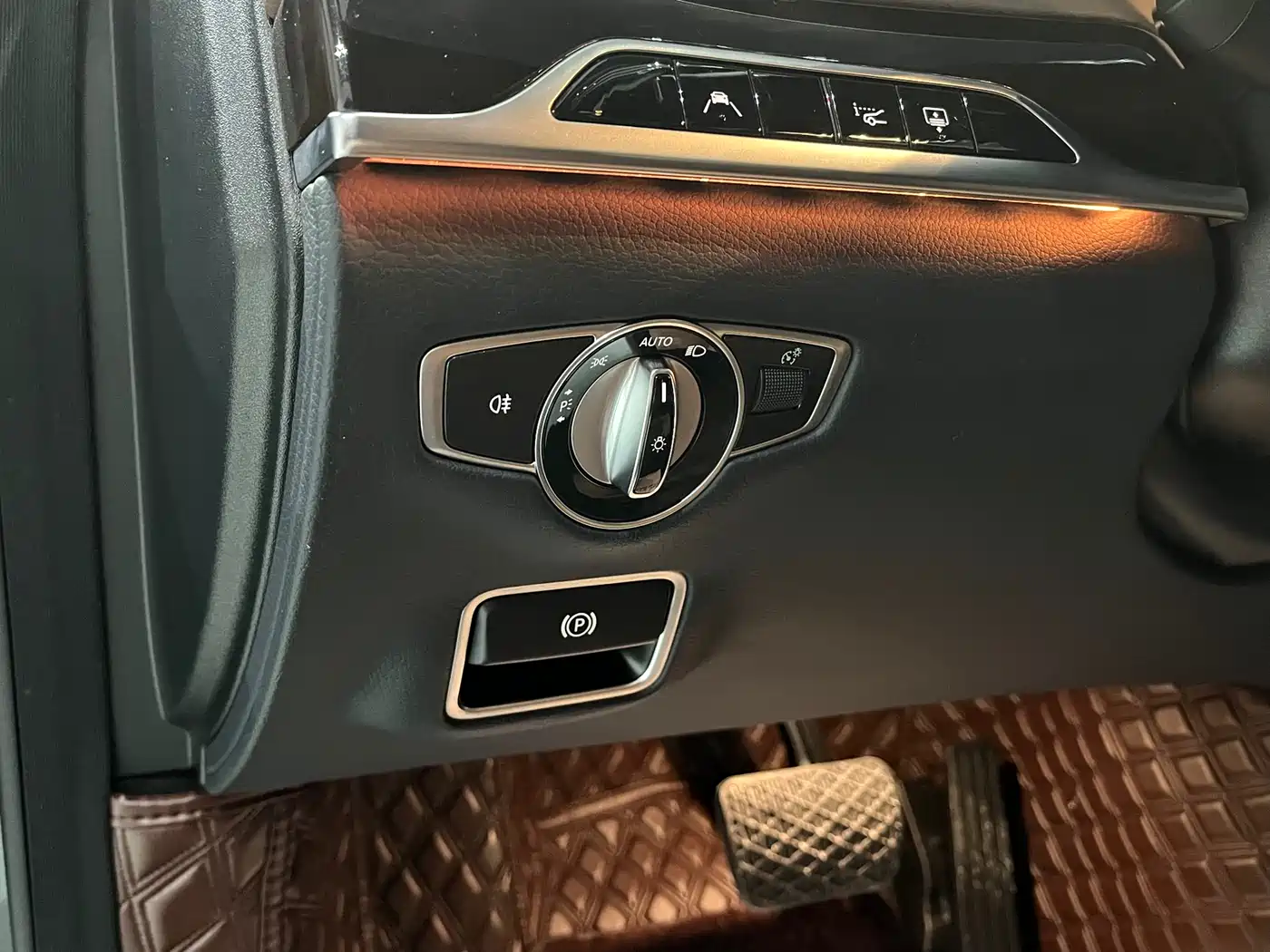 Mercedes-Benz Maybach S-Class 2019 Facelift S 450 4MATIC фото 16