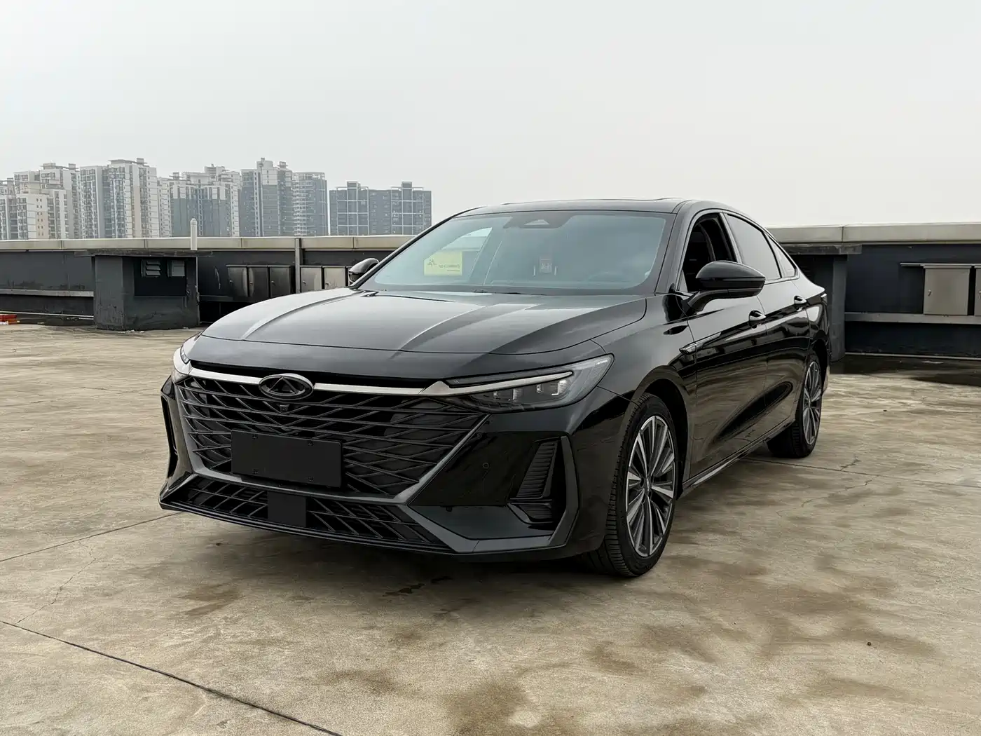 chery arrizo-8
