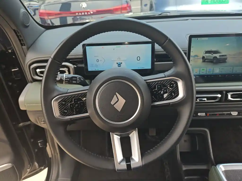 Baojun Yueye Plus 2024 2024 Smart Premium 4-Seater