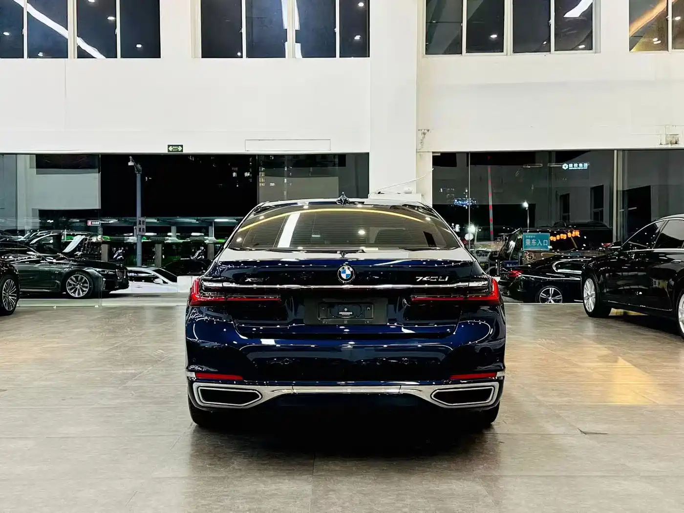BMW 7 Series 2019 740Li xDrive Executive Luxury Package фото 5