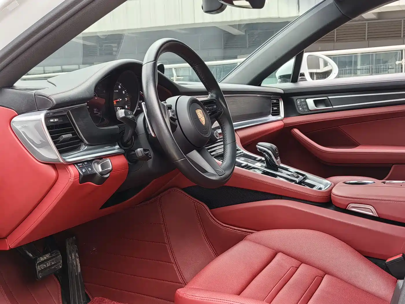 Porsche Panamera 2023 Facelift Panamera 4 Executive Long Wheelbase Platinum Edition 2.9T фото 10