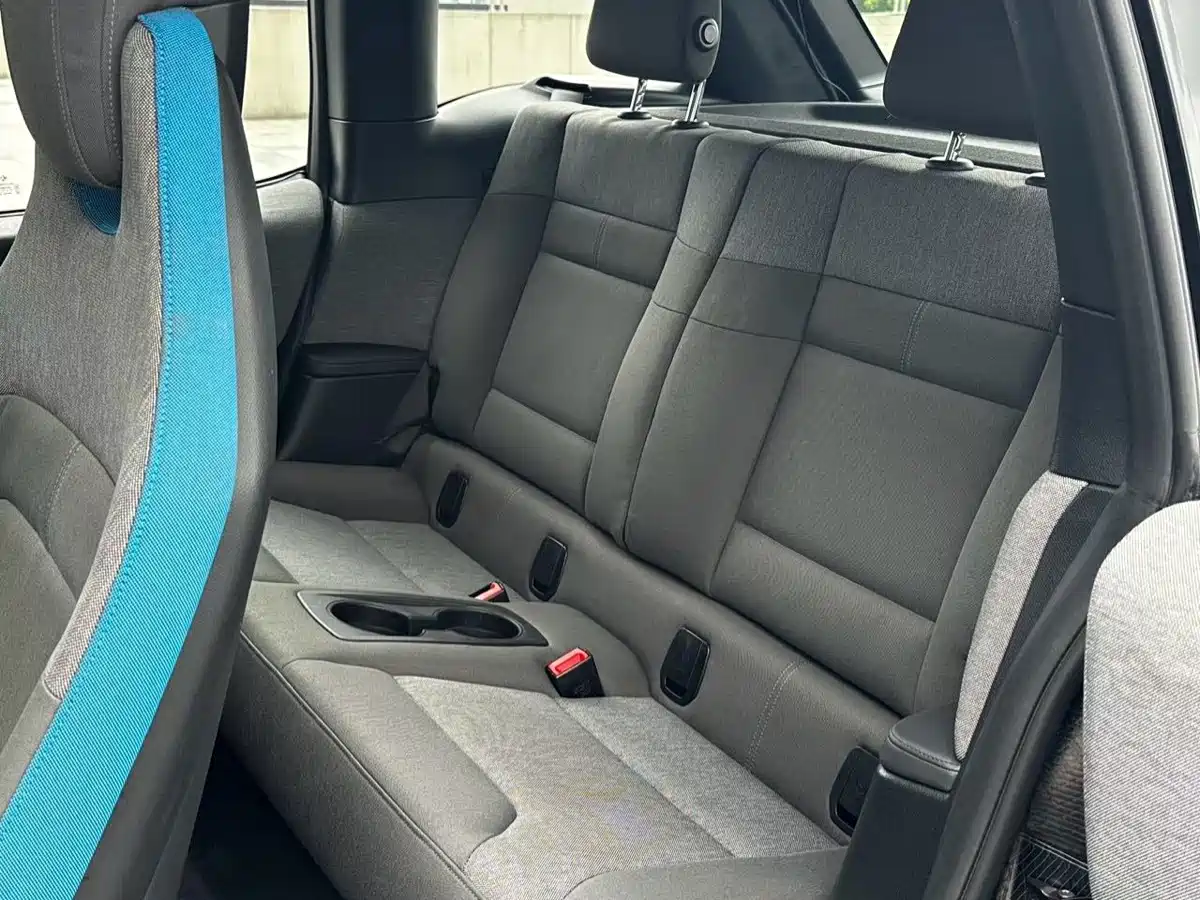 Photo 6 - BMW i3 (Import)