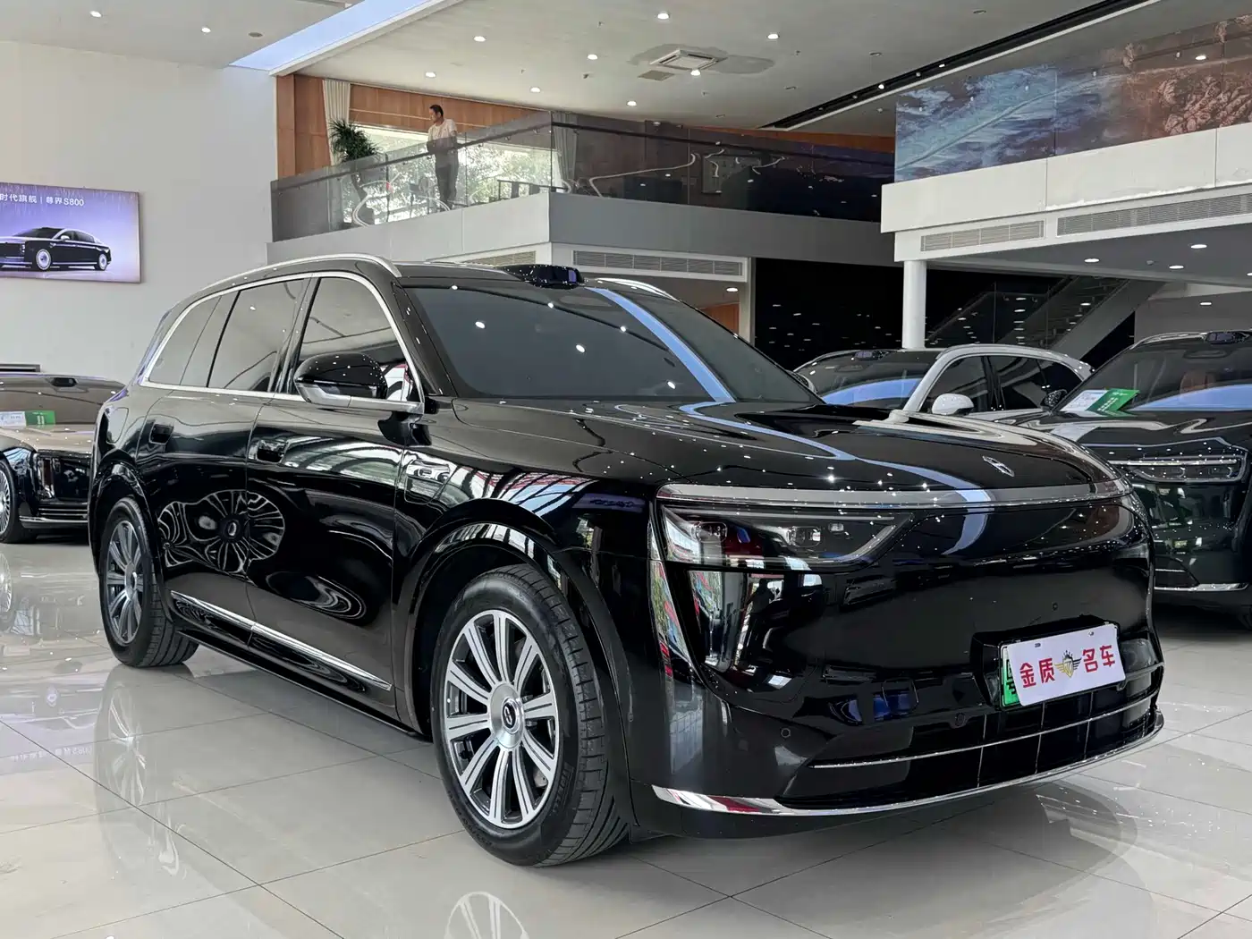 AITO Wenjie AITO M8 2025 Model Extended Range Ultra Edition 53.4kWh 5-Seater фото 3