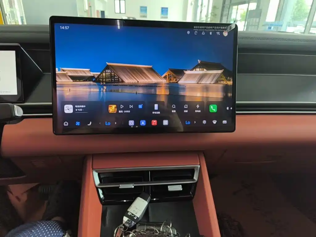 BYD Tang L 2025 2025 DM 175KM Drone Player Edition
