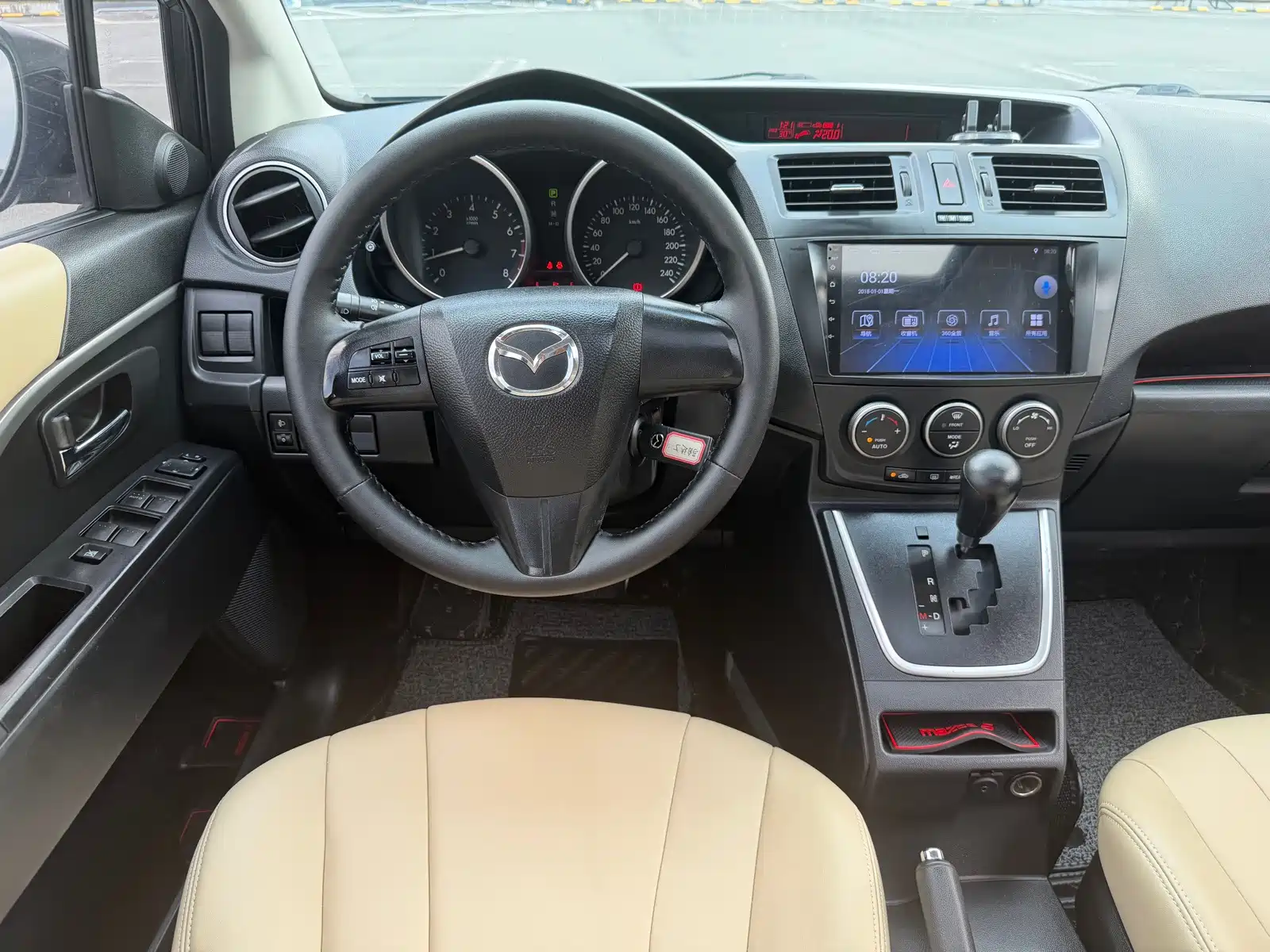 Фото 17 - Mazda Mazda5