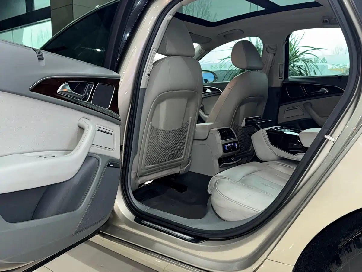 Audi A6L 2012 30 FSI Luxury фото 20