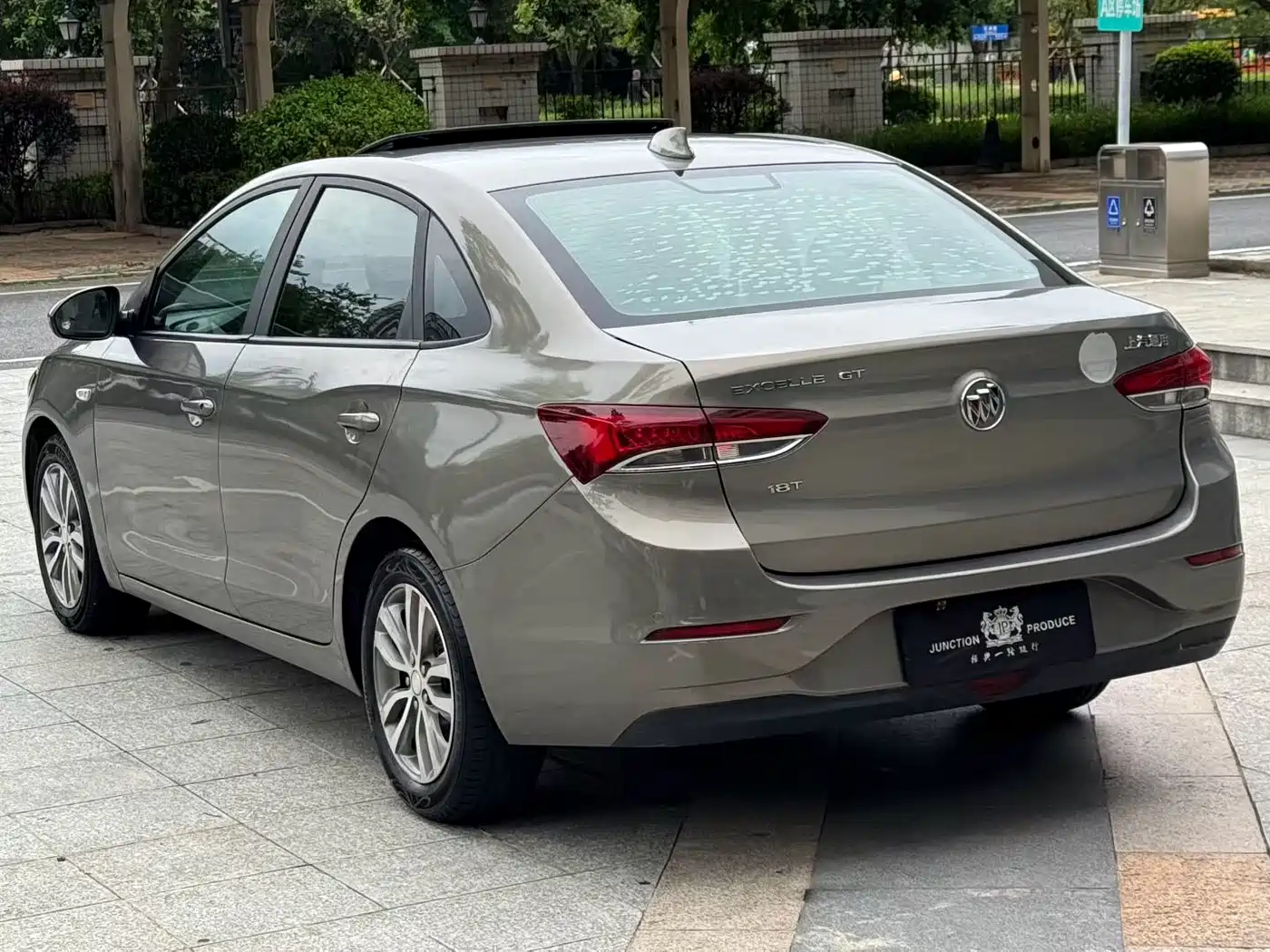 Buick Excelle 2018 18T Automatic Elite фото 4