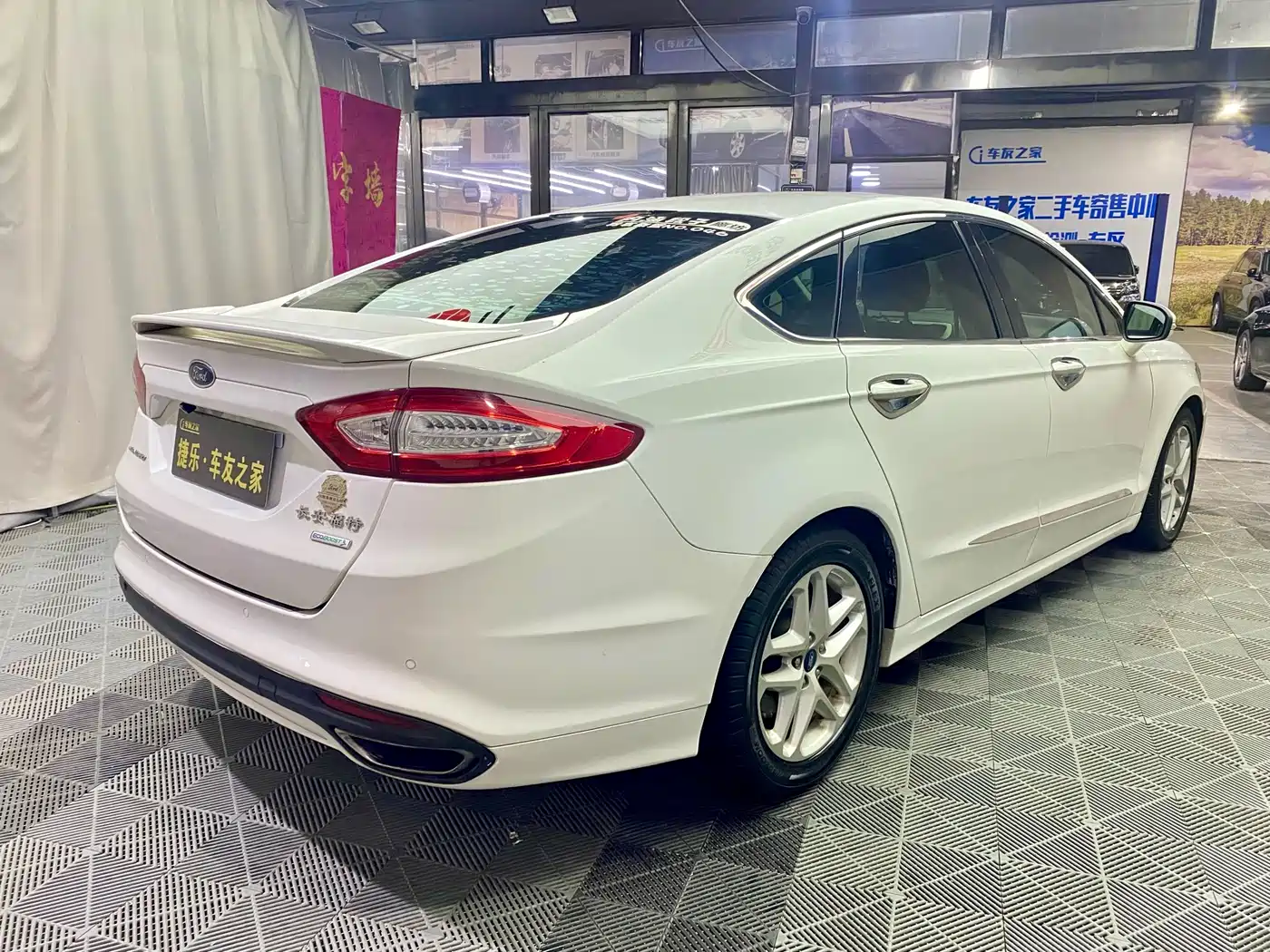 FORD MONDEO