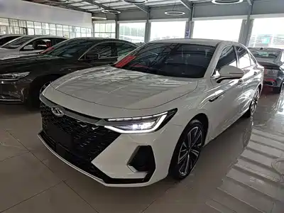 Chery Arrizo 8