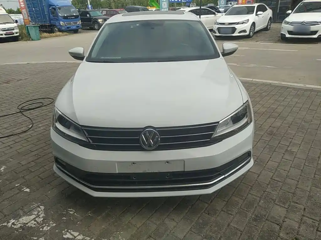 Фото 3 - Volkswagen Sagitar