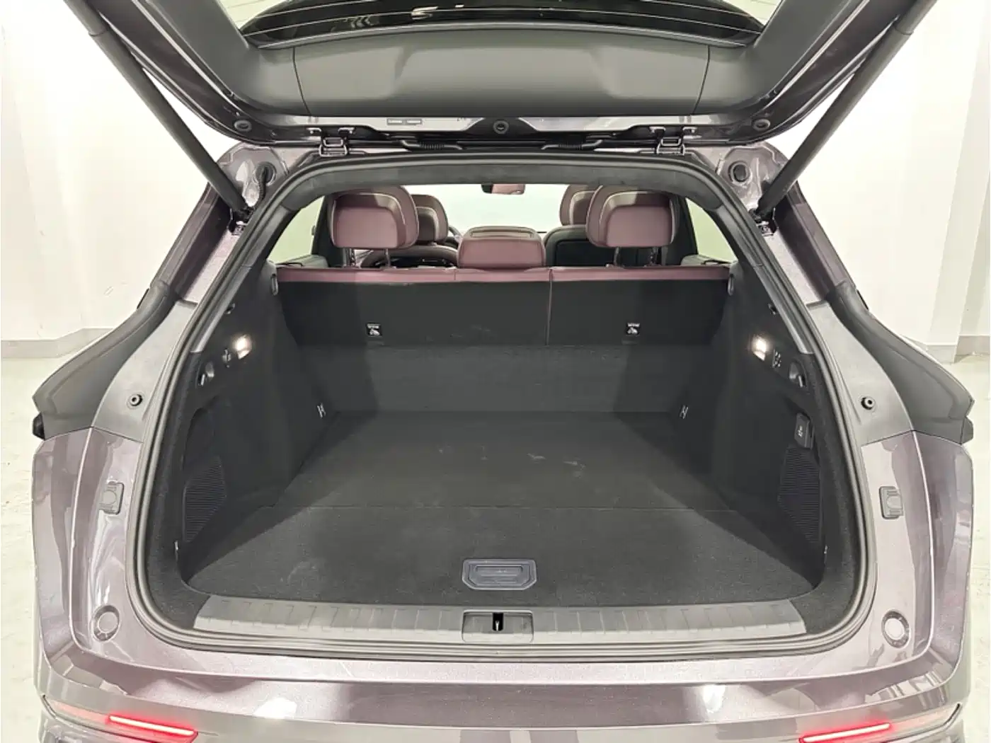 Zeekr 7X 2026 Model 103kWh Long Range RWD Intelligent Driving Edition фото 6