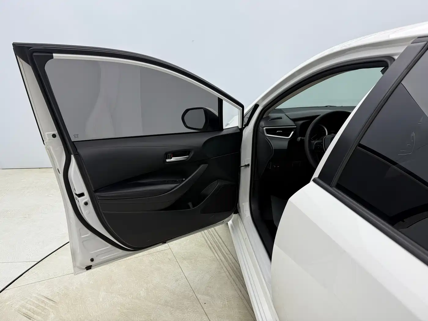 Toyota Corolla 2021 1.2T S-CVT Elite PLUS Edition фото 22