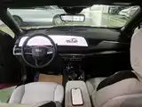 Фото 10 - Cadillac XT4