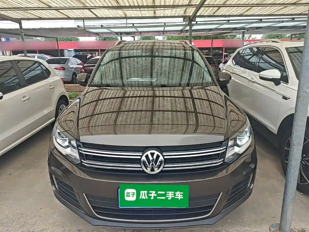 Volkswagen Tiguan 2015 1.8TSI Automatic 2WD Highline фото 3