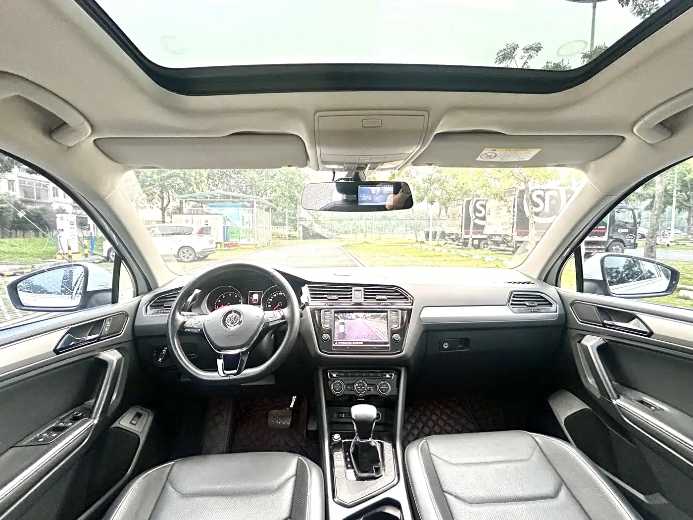 Volkswagen Tiguan L 2017 330TSI Automatic 2WD Flagship Edition фото 16