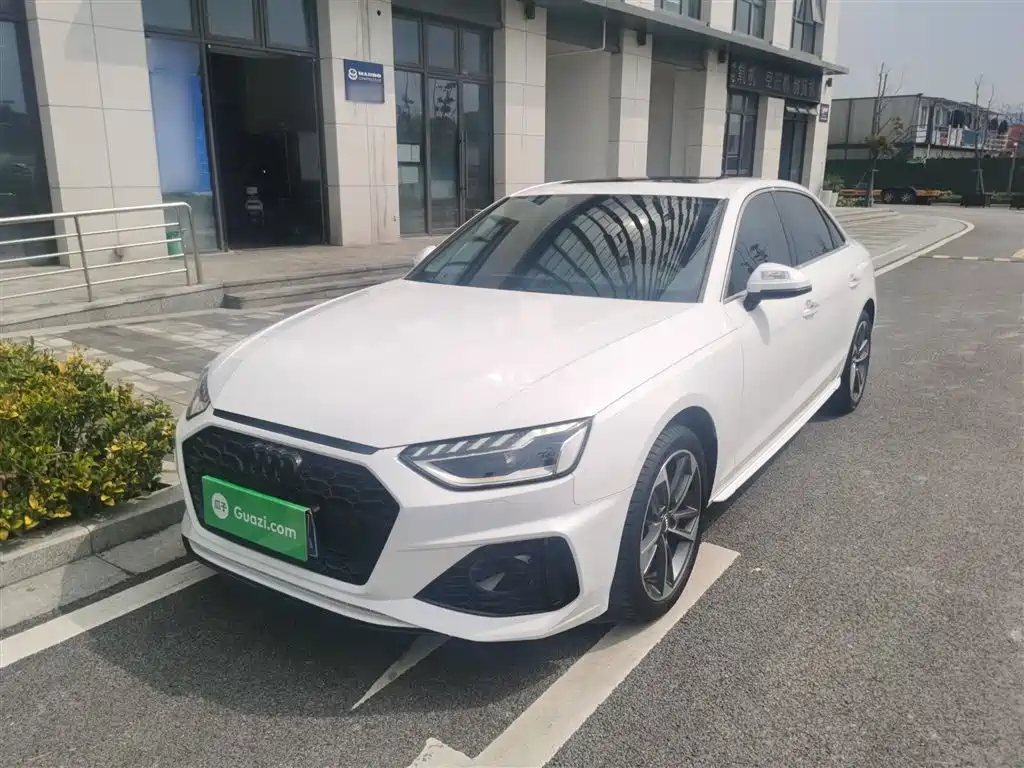 Audi A4L 2020 40 TFSI Fashion Dynamic Edition
